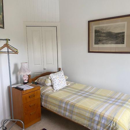 The Old School House Mordington Bed & Breakfast エクステリア 写真