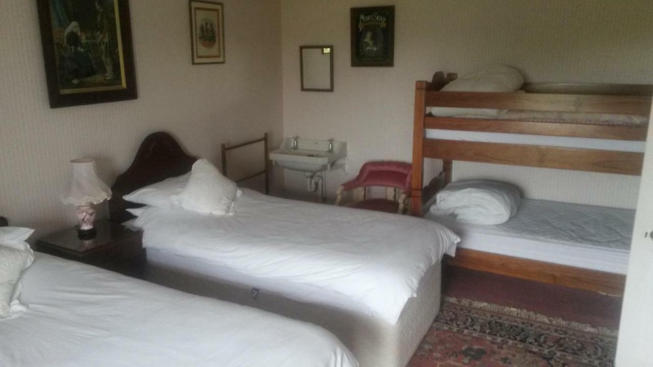 The Old School House Mordington Bed & Breakfast エクステリア 写真